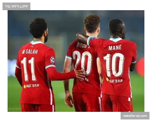 贝拉诺瓦替补传中成功率零 亚特兰大边卫防守存在感弱 贝拉诺瓦替补传中成功率零 亚特兰大边卫防守存在感弱