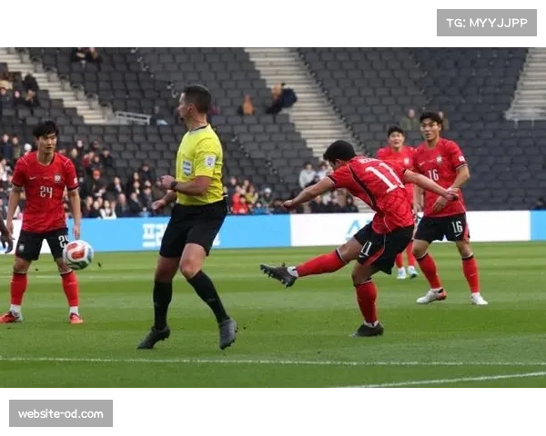 韩国热身赛暴露三中卫体系漏洞 0-4惨败科特迪瓦后防线重组迫在眉睫